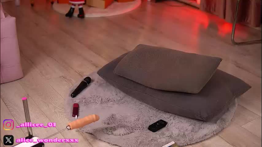 vanessasimon Live Sex December 9, 2025