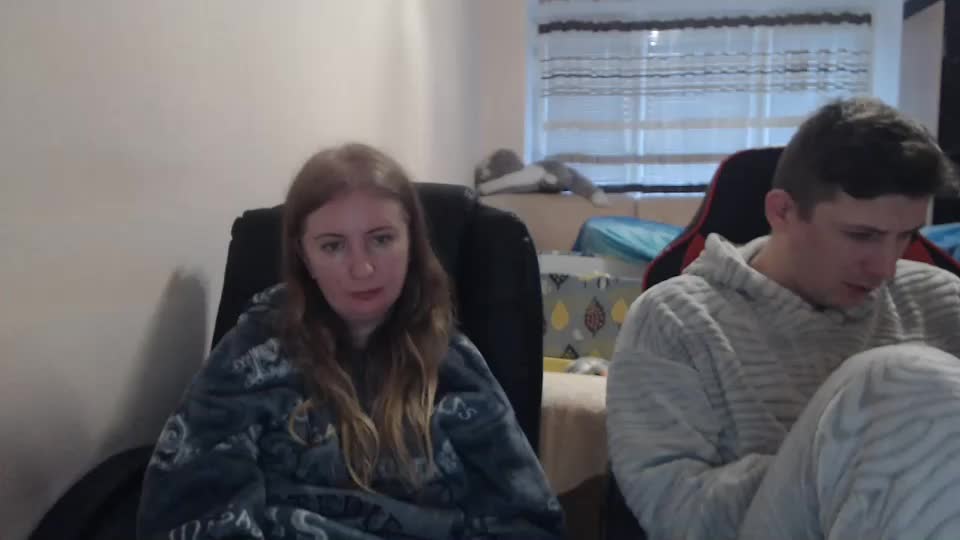 jenisandpeter Live Sex December 13, 2025