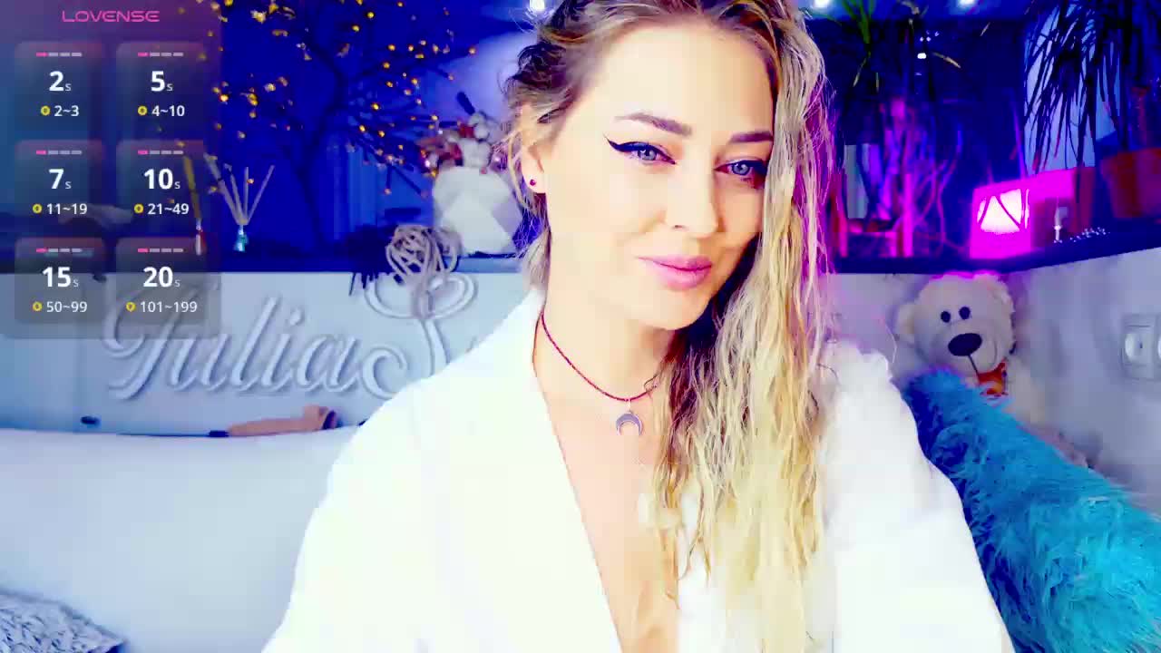 _JuliaSpace_ Live Sex December 10, 2025