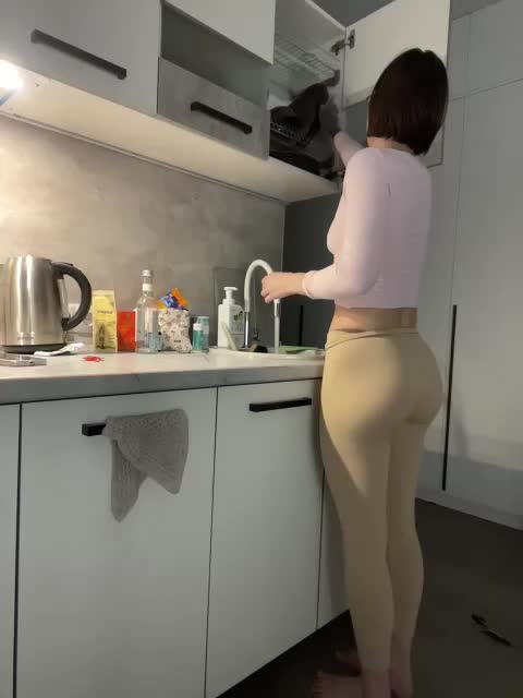 v_-_-_v Live Sex December 10, 2025