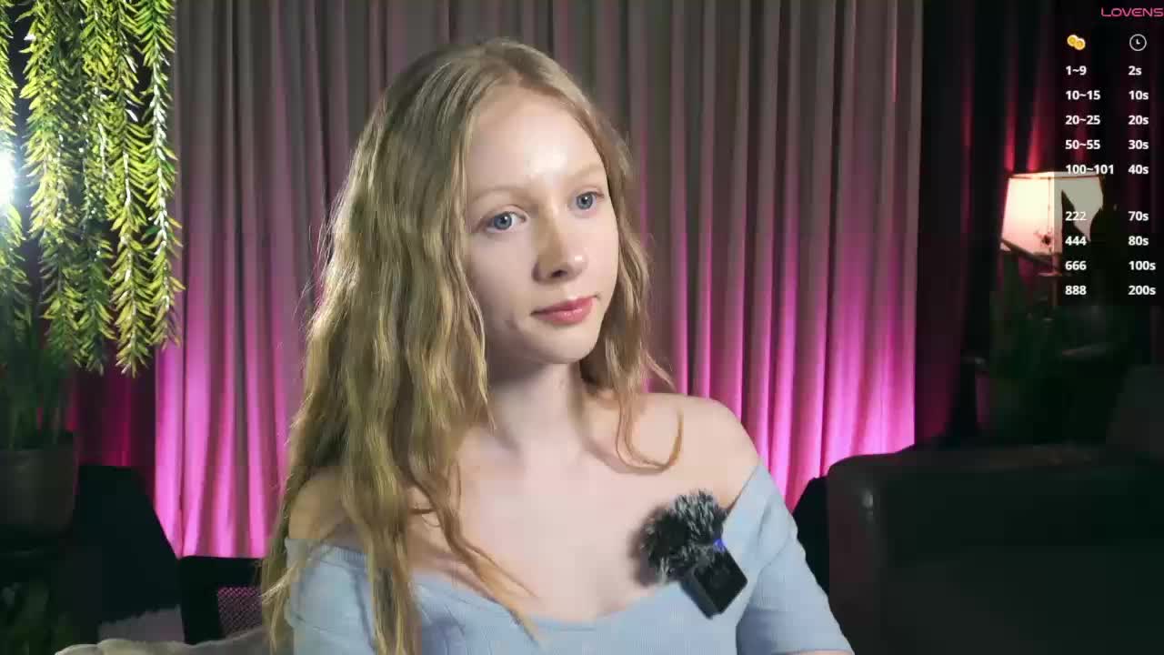 MiaVebes Live Sex December 13, 2025