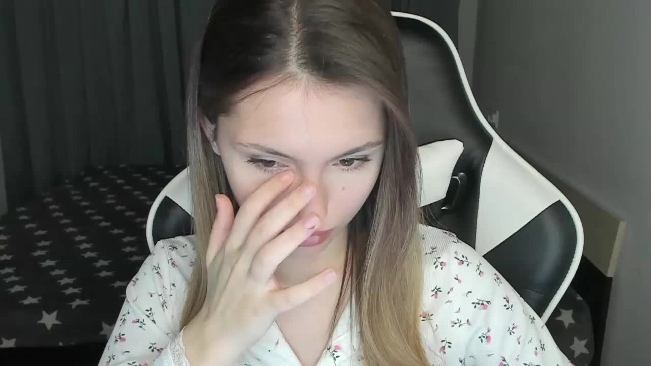 EmiMe Live Sex December 9, 2025