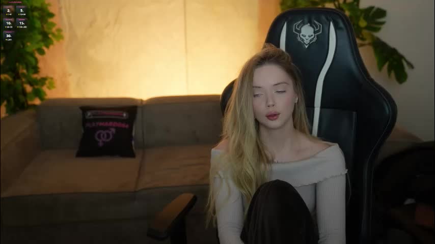 kira0541 Live Sex 2025.12.09