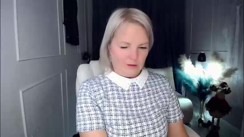 emmmam Live Sex December 13, 2025