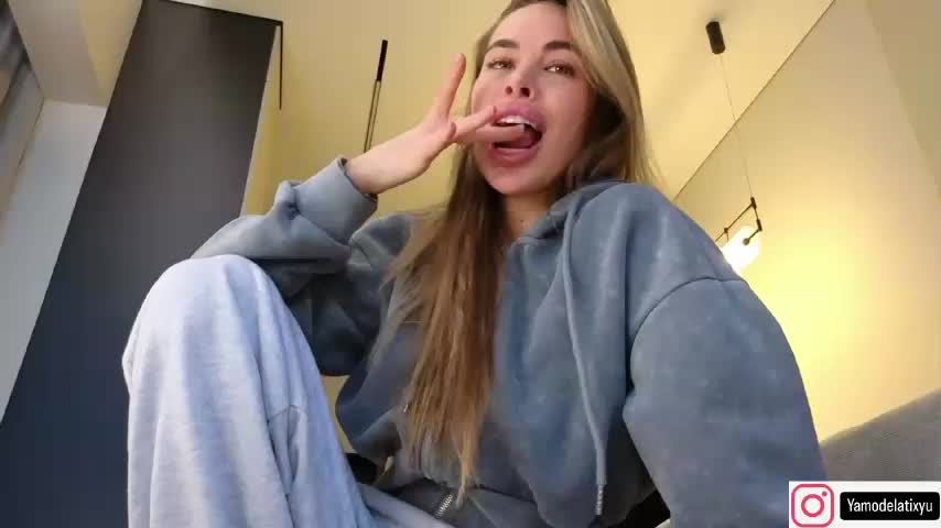 diffgirls1-1 Live Sex December 9, 2025