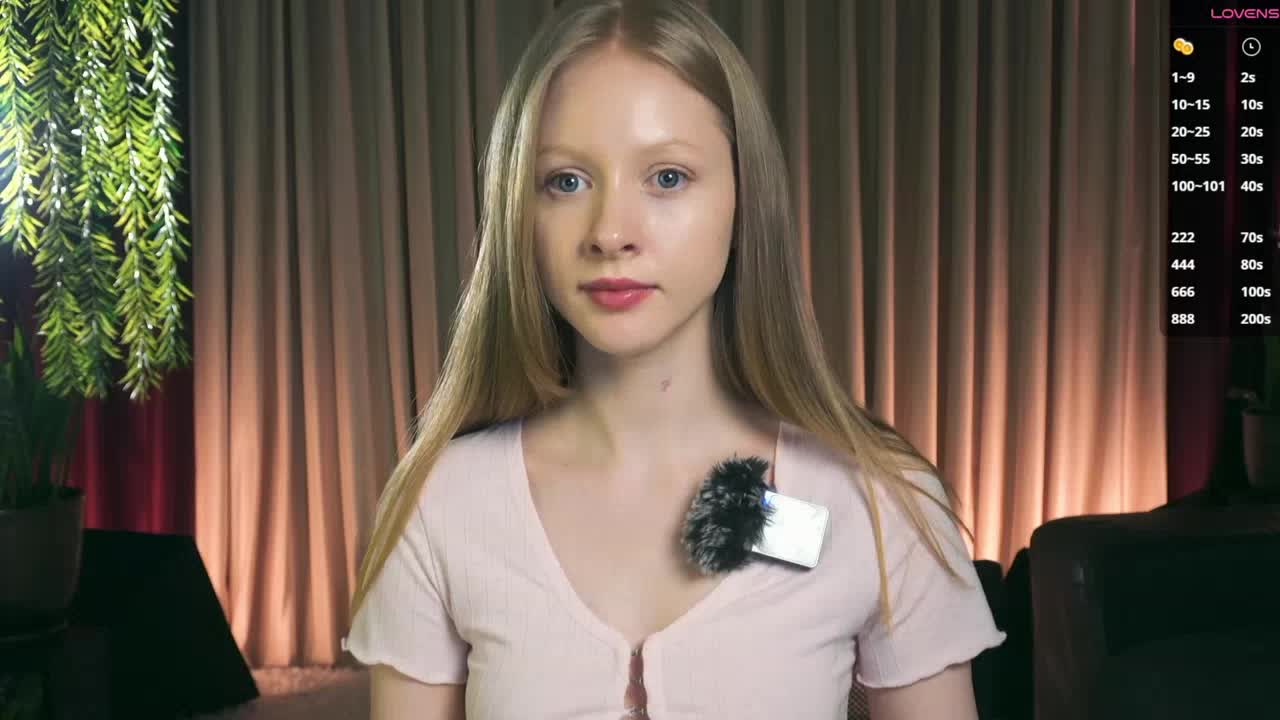 MiaVebes Live Sex December 13, 2025