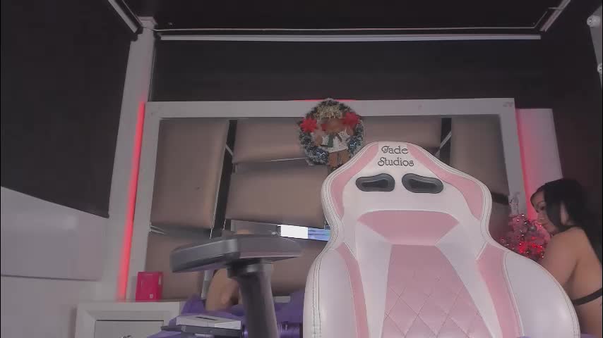 jadeestudios Live Sex December 10, 2025