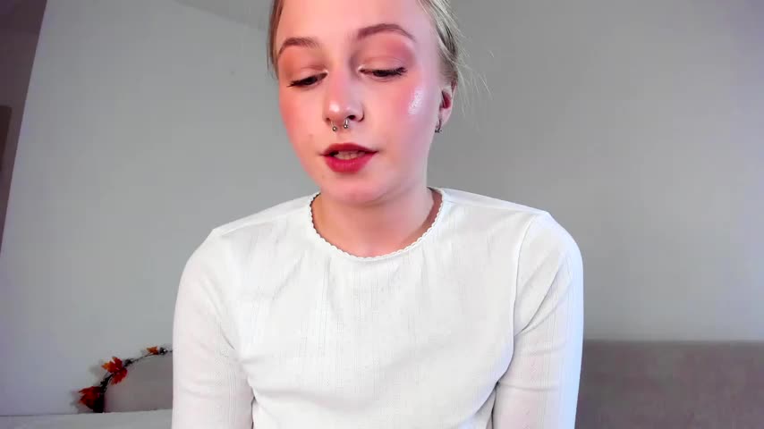 MiaMews Live Sex December 12, 2025