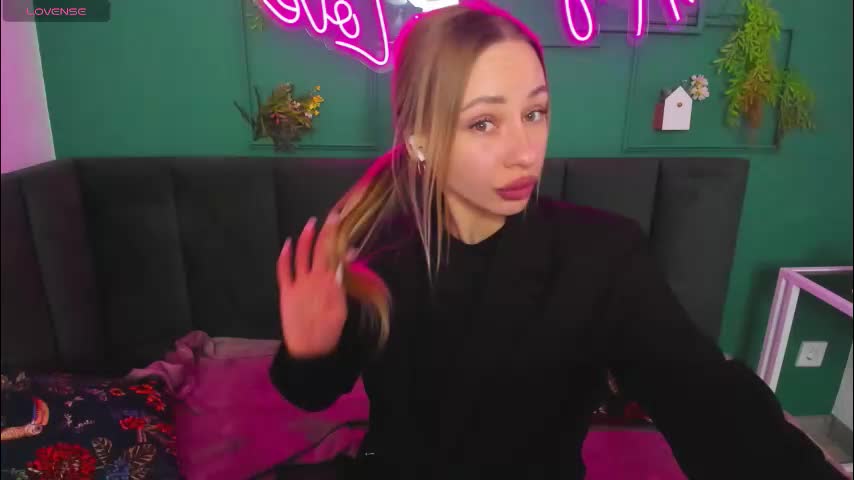 diana_garrett Live Sex December 13, 2025