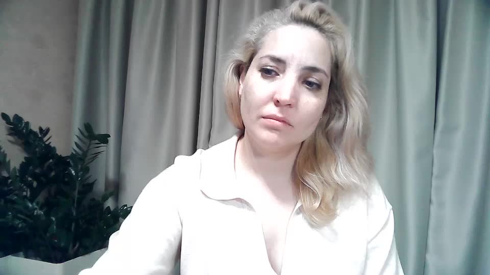 mariska-kiska Live Sex December 10, 2025