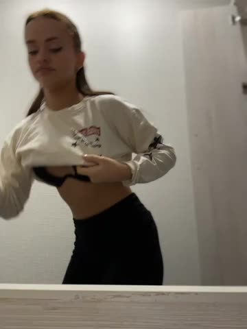 AngelinaTeller Live Sex December 13, 2025