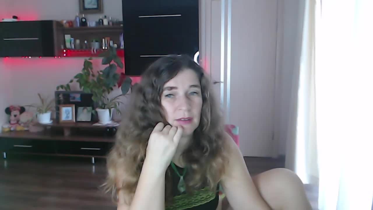 SophiaBoone Live Sex December 13, 2025