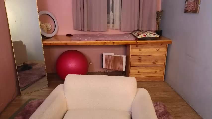 taissa_farmiga Live Sex December 13, 2025