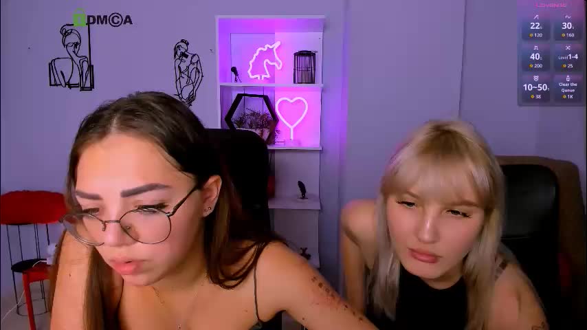 kiki_swan Live Sex December 13, 2025