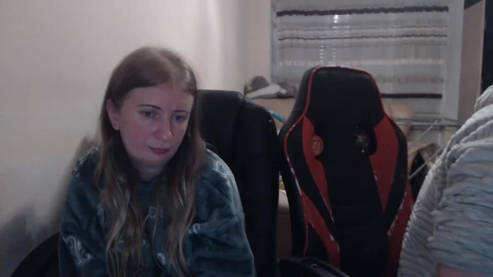 jenisandpeter Live Sex December 10, 2025