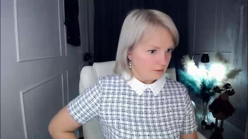 emmmam Live Sex December 13, 2025