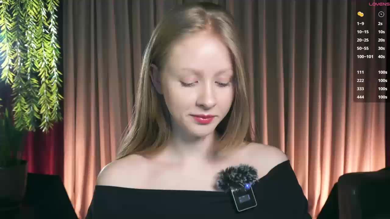 MiaVebes Live Sex December 13, 2025