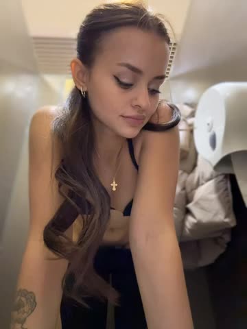 AngelinaTeller Live Sex December 13, 2025