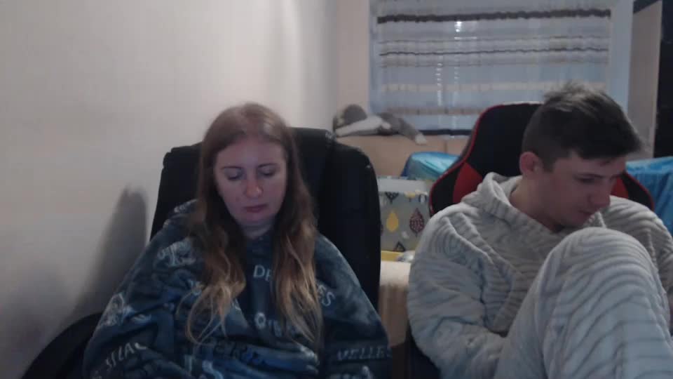 jenisandpeter Live Sex December 9, 2025
