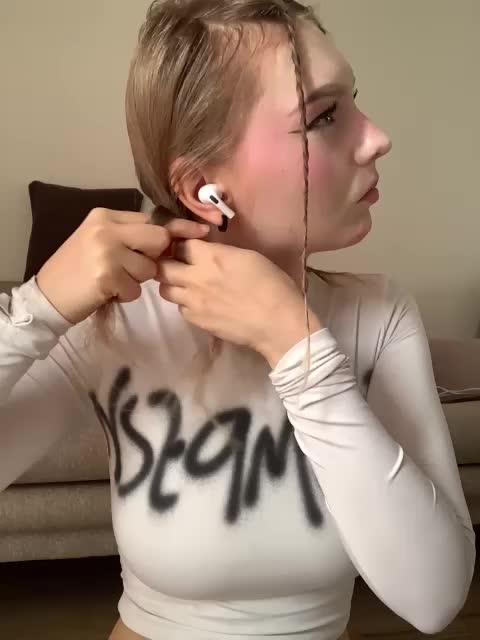 -Nezukoo- Live Sex December 10, 2025