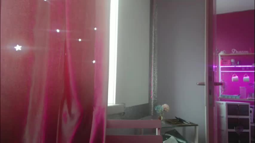 melli23 Live Sex December 11, 2025