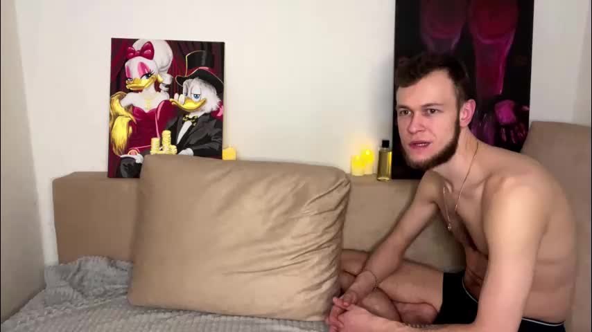 petal_couple Live Sex December 10, 2025