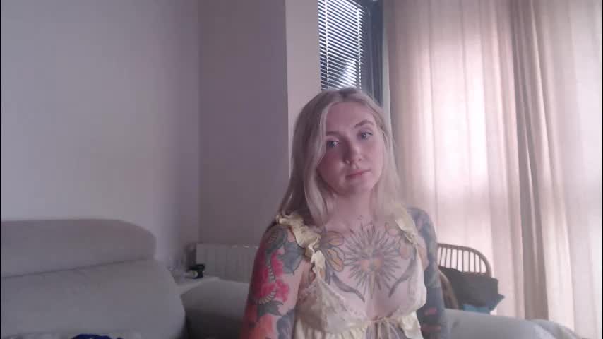 tattoobbgirl Live Sex December 13, 2025