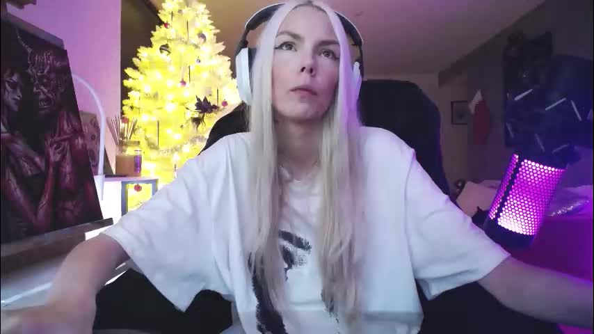 tinykylie Live Sex December 11, 2025