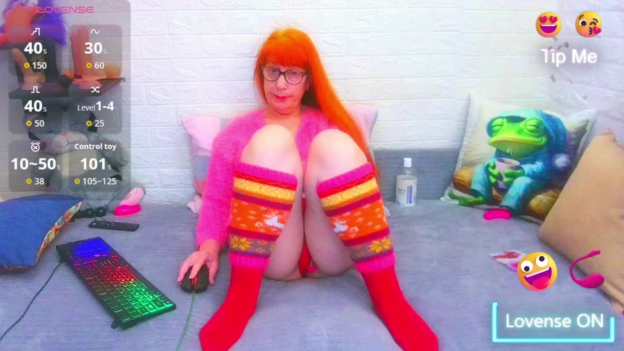FoxyMature Live Sex December 10, 2025