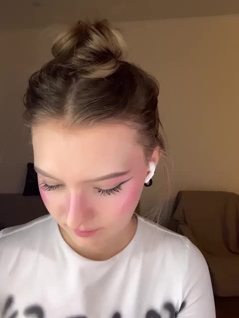 -Nezukoo- Live Sex December 11, 2025