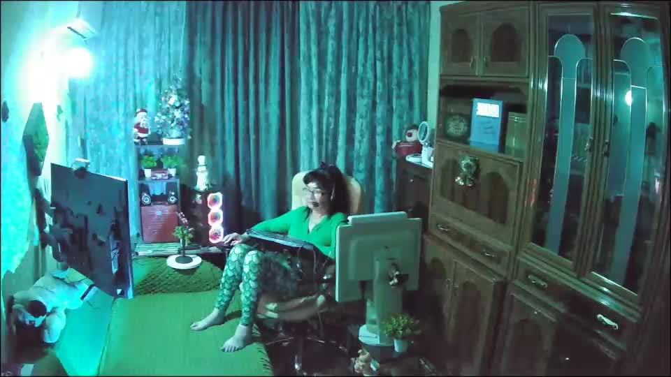 Infodar Live Sex December 10, 2025