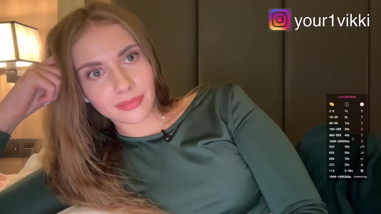 VikkiExtraCheese Live Sex December 11, 2025