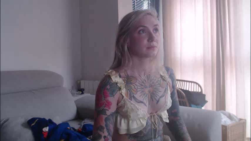 tattoobbgirl Live Sex December 13, 2025