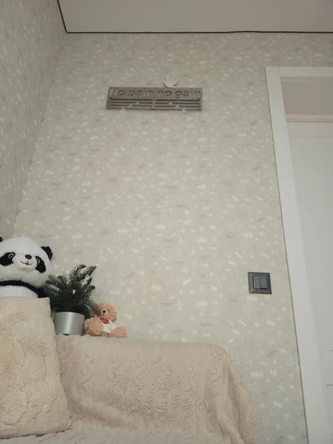 Black_chick Live Sex December 12, 2025