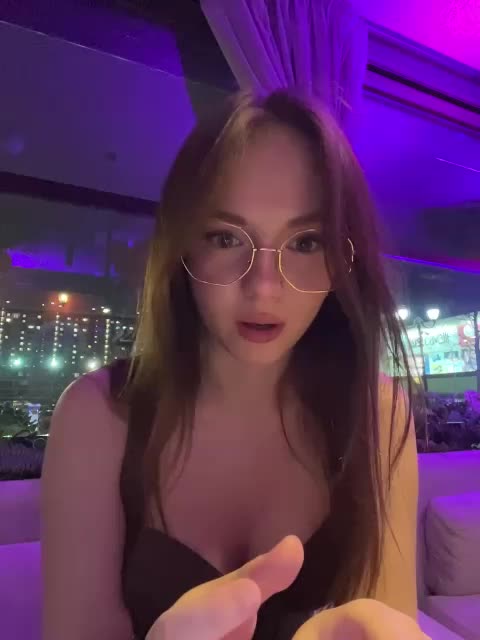 OlivkaVif Live Sex December 11, 2025