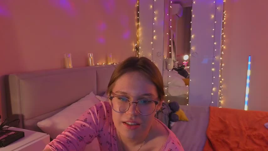 Mia_Luw Live Sex December 13, 2025