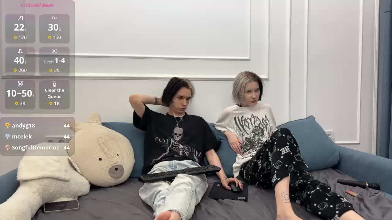 VeryRareTwins Live Sex December 11, 2025