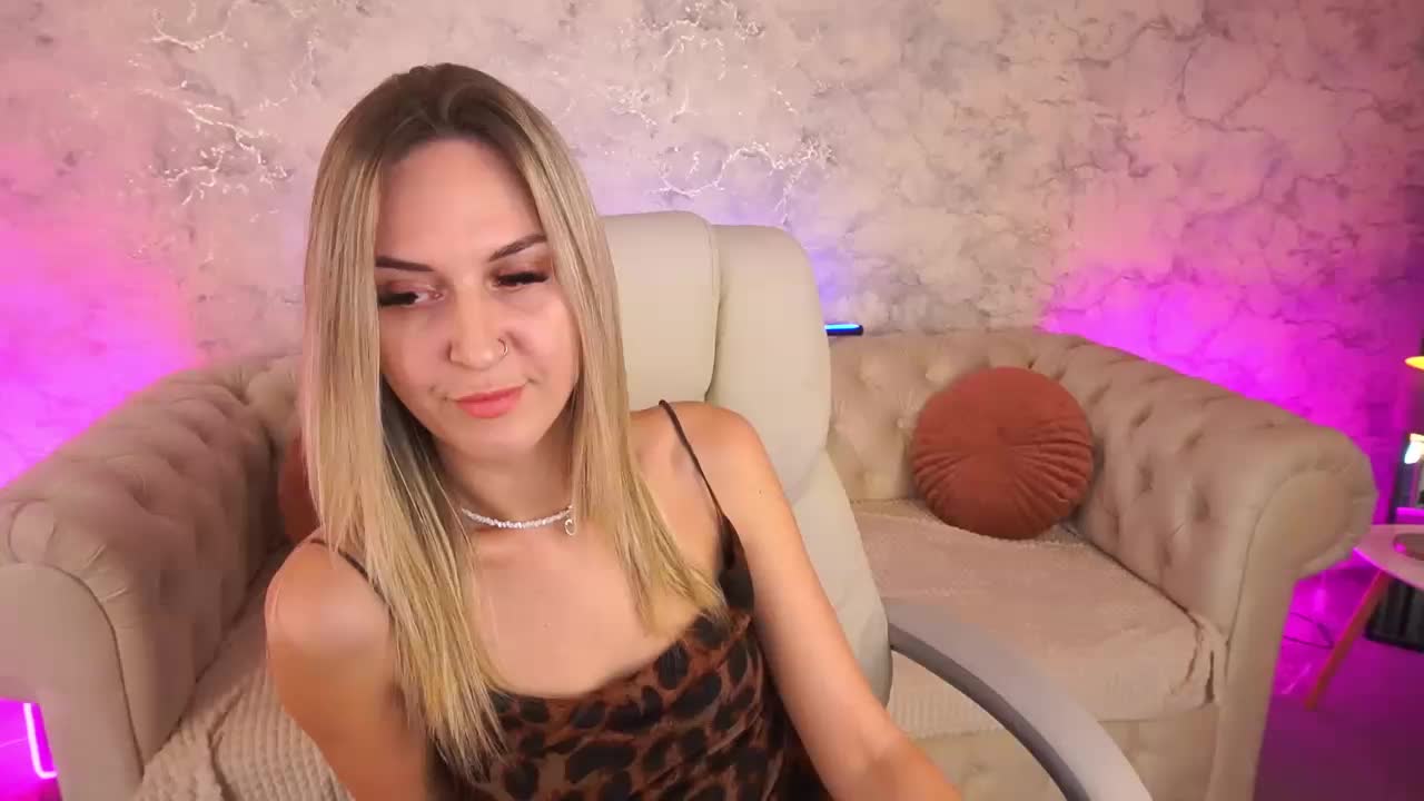 MollyWild Live Sex December 13, 2025