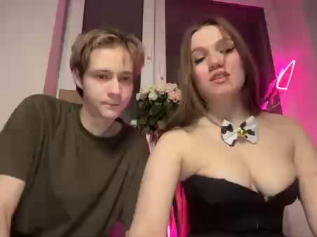 titsDestroy2007 Live Sex December 14, 2025