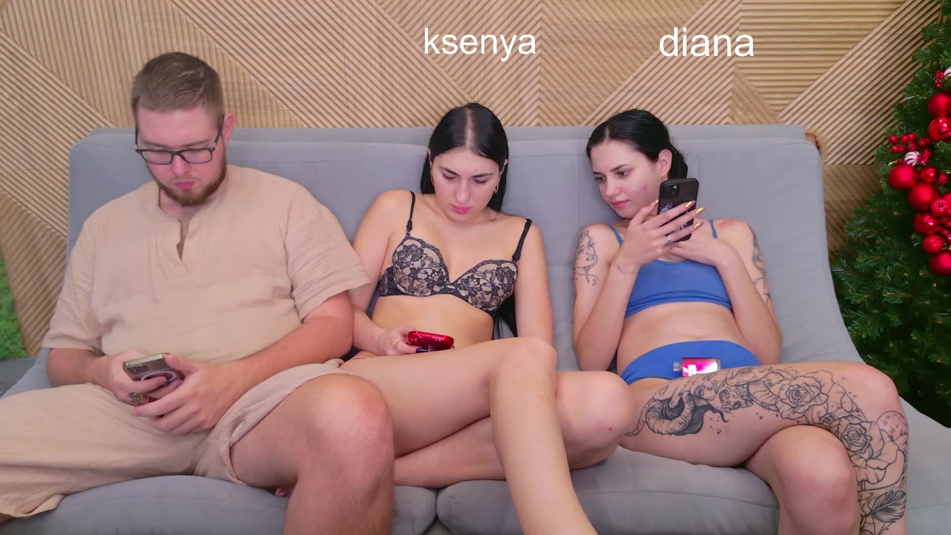 WebcamSlut Live Sex December 11, 2025