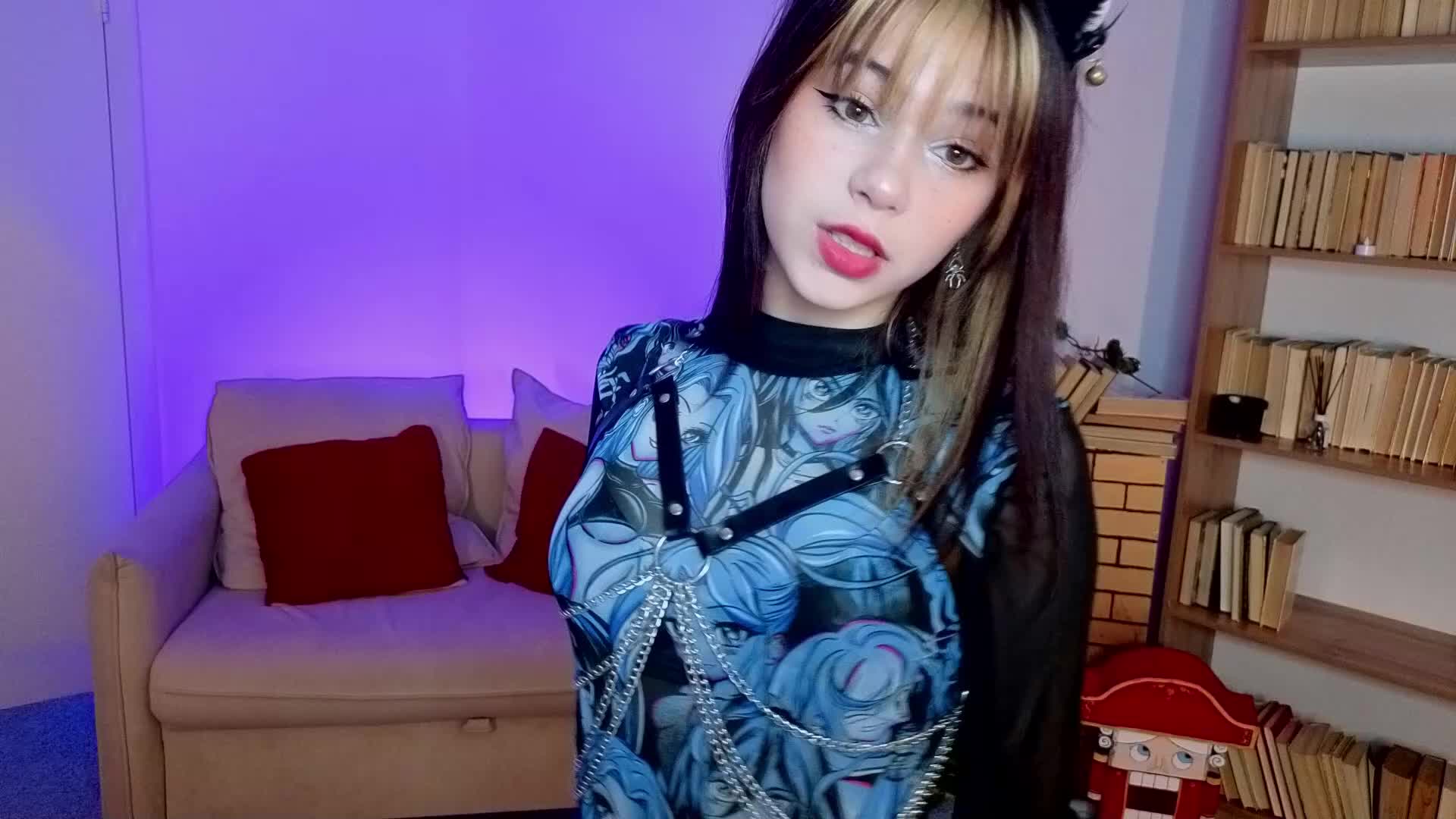 CoralineJones Live Sex December 12, 2025