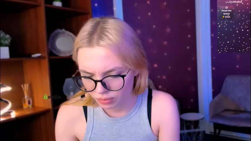 luna_tin Live Sex December 11, 2025