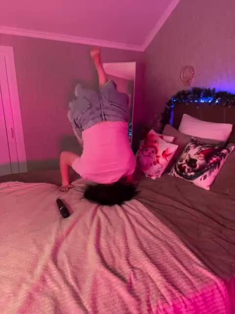 CurvyWoman- Live Sex December 12, 2025