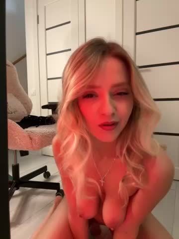 Emeli_Blur Live Sex December 12, 2025