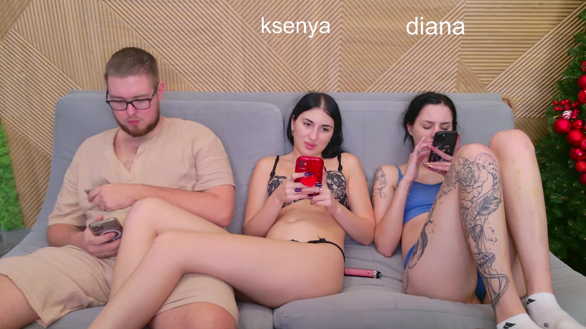 WebcamSlut Live Sex December 12, 2025