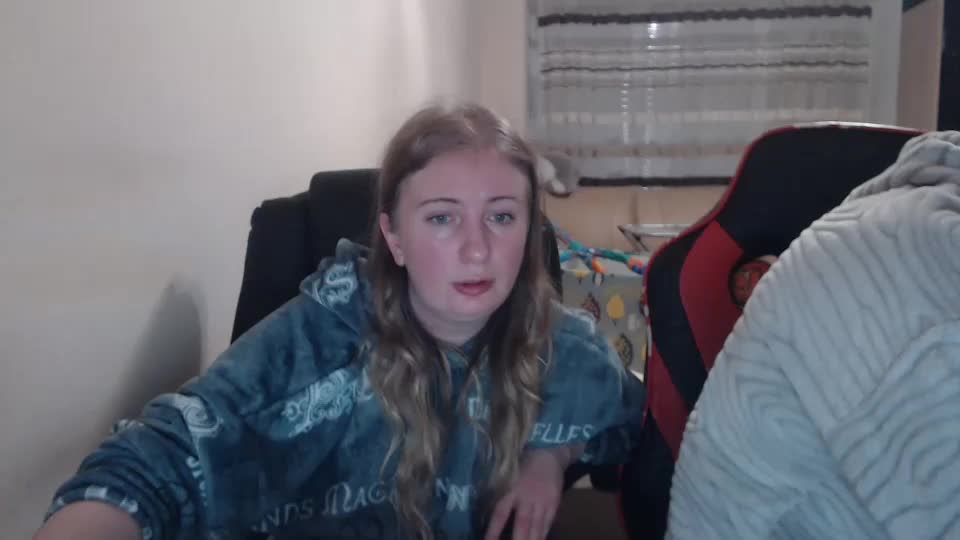 jenisandpeter Live Sex December 11, 2025