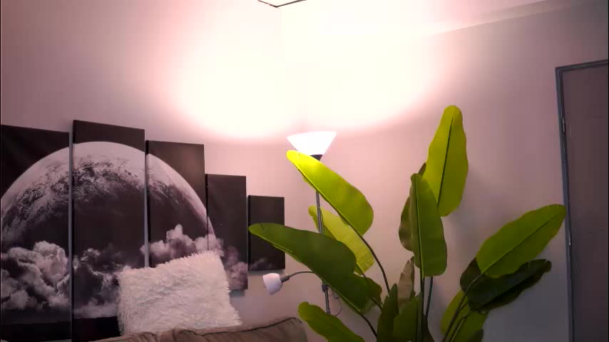 ellieredd Live Sex December 12, 2025