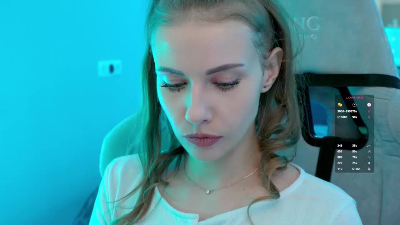 VikkiExtraCheese Live Sex December 12, 2025