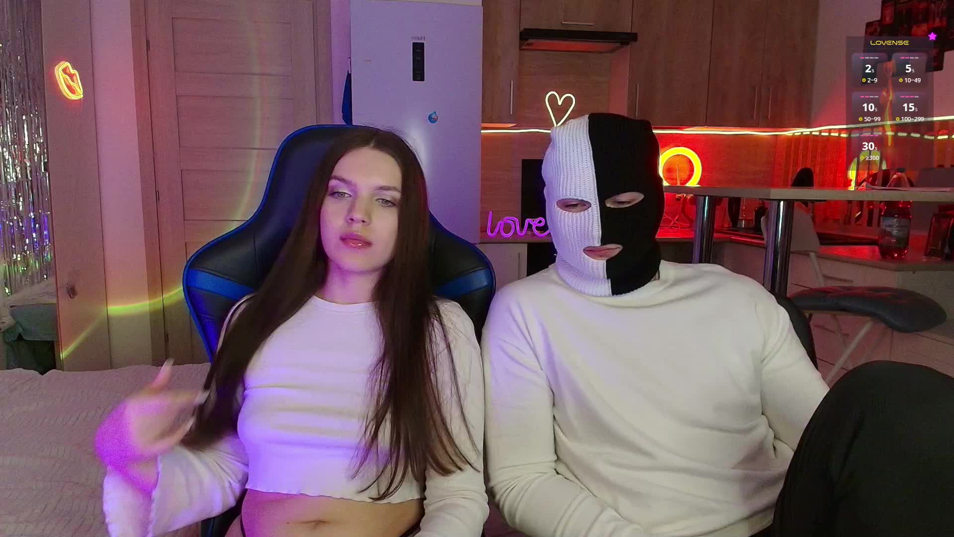 TwiceAsHotXXX Live Sex December 13, 2025