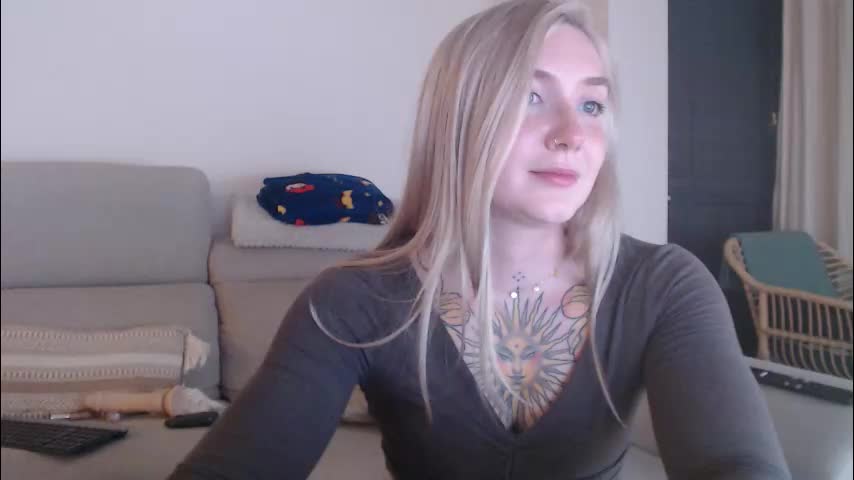 tattoobbgirl Live Sex December 13, 2025